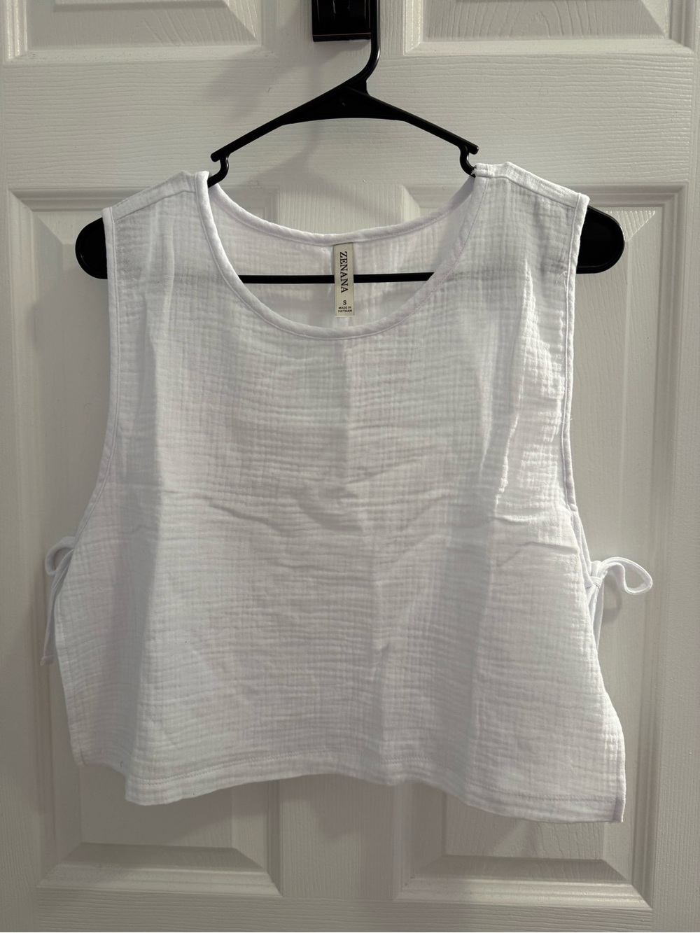 Zenana *NWOT* White gauze Cotton Sleeveless Tie-Side Crop Top